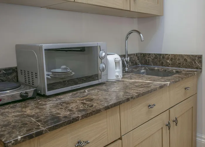 Queensway , Sure Collection By Best WesternHotel Londra